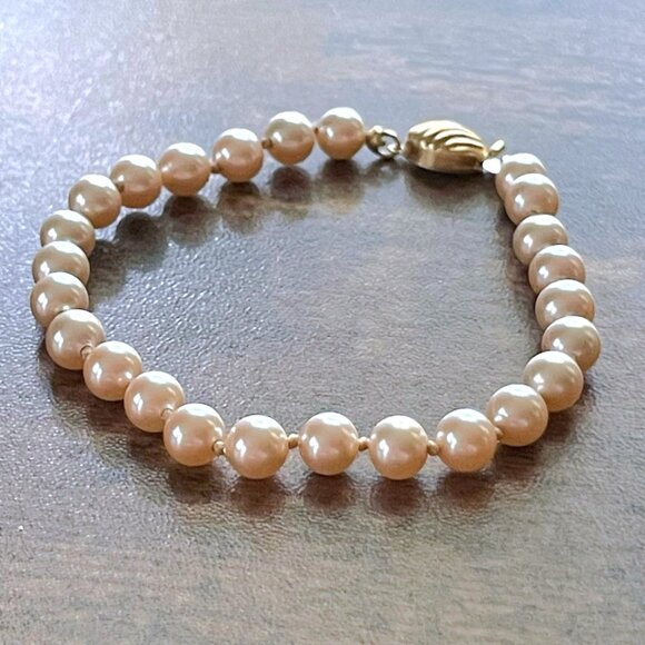 Vintage Marvella Faux Pearl Bracelet Gold Tone Slide Clasp 7" Knotted Preppy - Picture 3 of 7